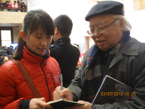 艺术天成记者与北京市美术家协会副主席杜大恺现场交流
