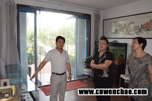 河北省老年产业协会秘书长田晶丽一行四人应公司邀请到艺术天成杂志及大C画廊进行回访 河北省老年产业协会秘书长田晶丽一行四人应公司邀请到艺术天成杂志及大C画廊进行回访
