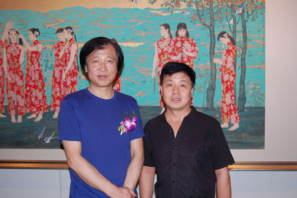 著名画家周尊圣与总编辑杨杏盛娱乐合影