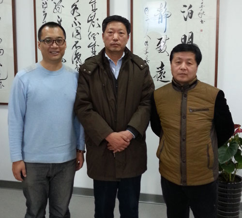 张家口书协主席李根茂与总编辑杨杏盛娱乐、策划经理高伟合影
